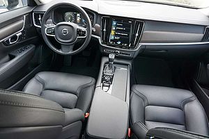 Volvo  CC Pro D4 AWD PANO+HEAD-UP+AHK+STDHZG+DAB+